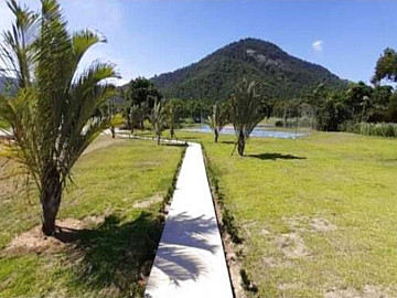 Terreno em Condom�nio � Venda